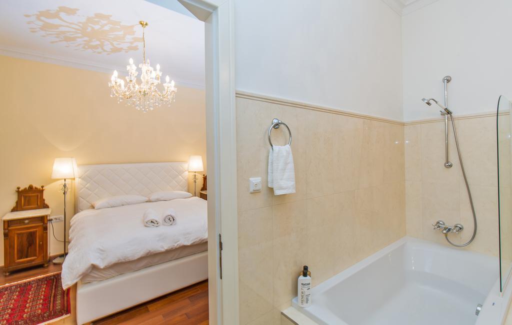 Luxury Seafront Apartment Banje Dubrovnik Luaran gambar