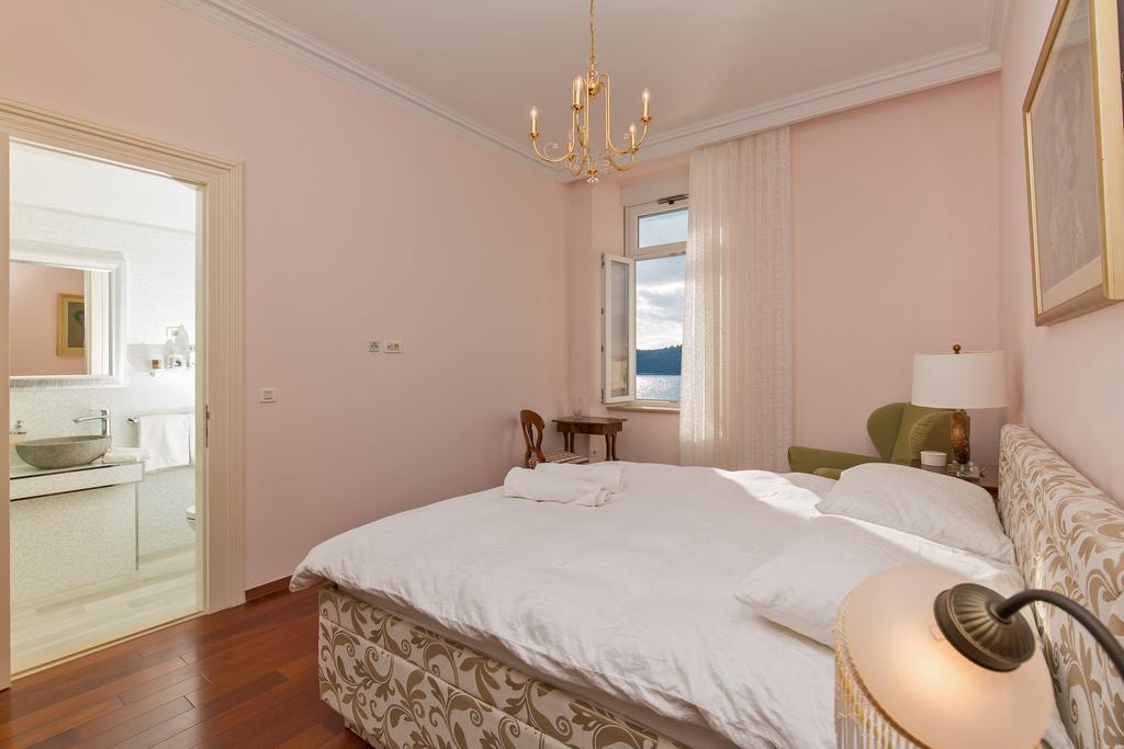 Luxury Seafront Apartment Banje Dubrovnik Luaran gambar